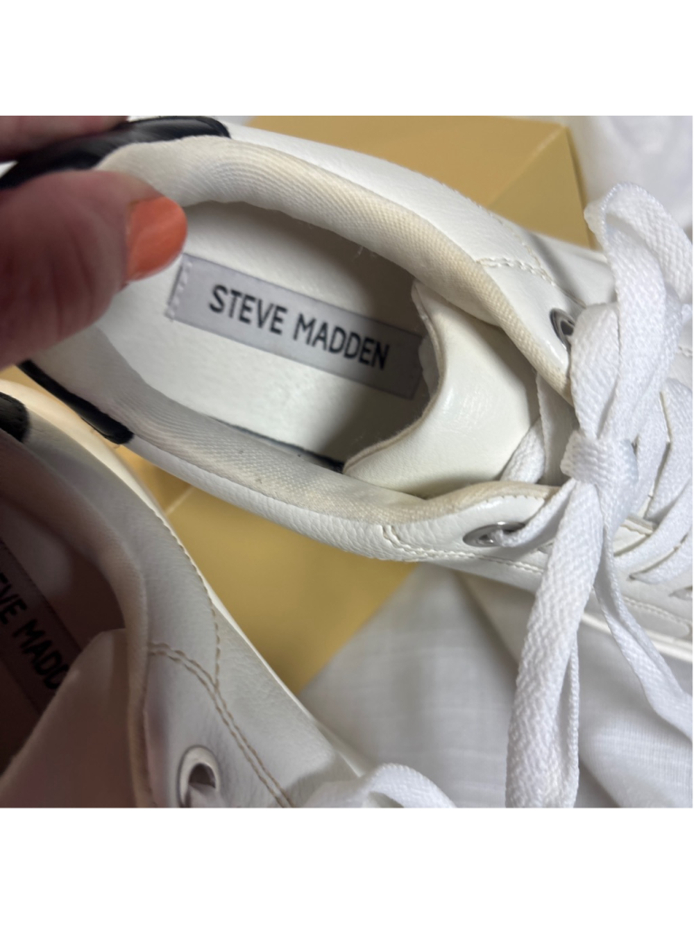 Steve Madden Charlie Platform Casual White leather Outsole Sneakers Size 6.5 - Picture 4 of 10
